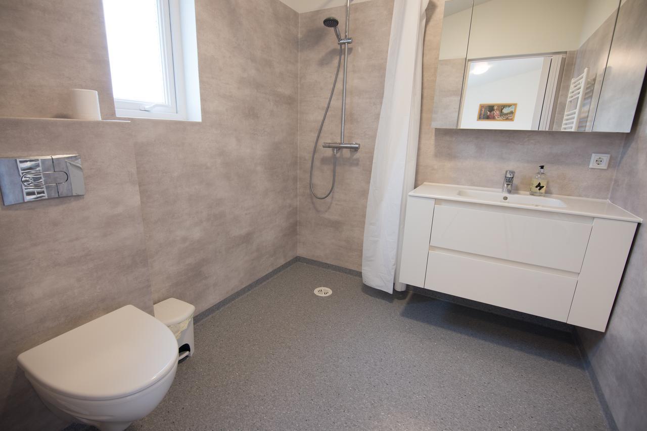 Guesthouse Grund Grindavik Ngoại thất bức ảnh