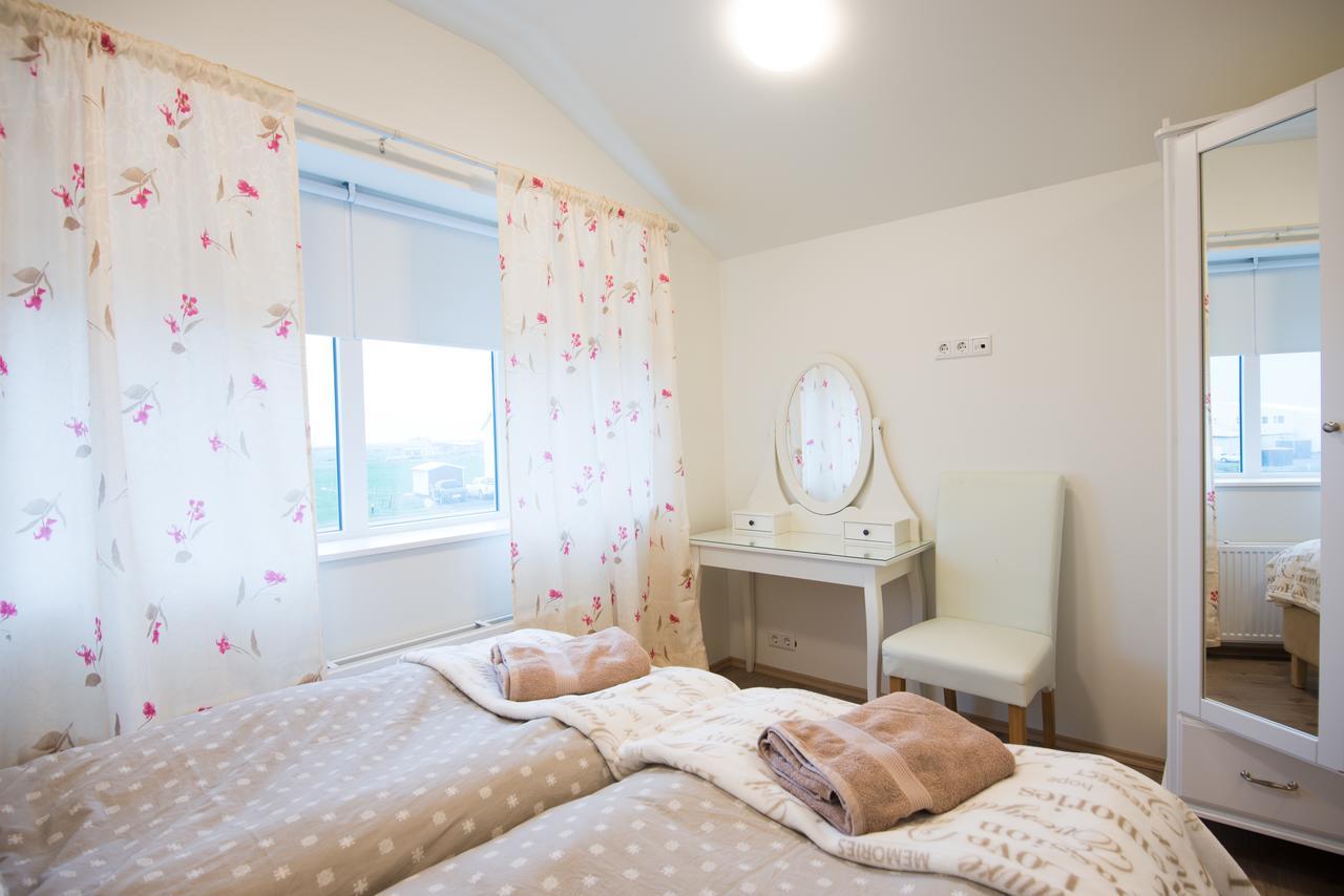 Guesthouse Grund Grindavik Ngoại thất bức ảnh