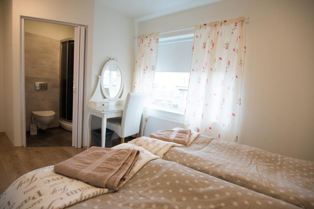 Guesthouse Grund Grindavik Ngoại thất bức ảnh
